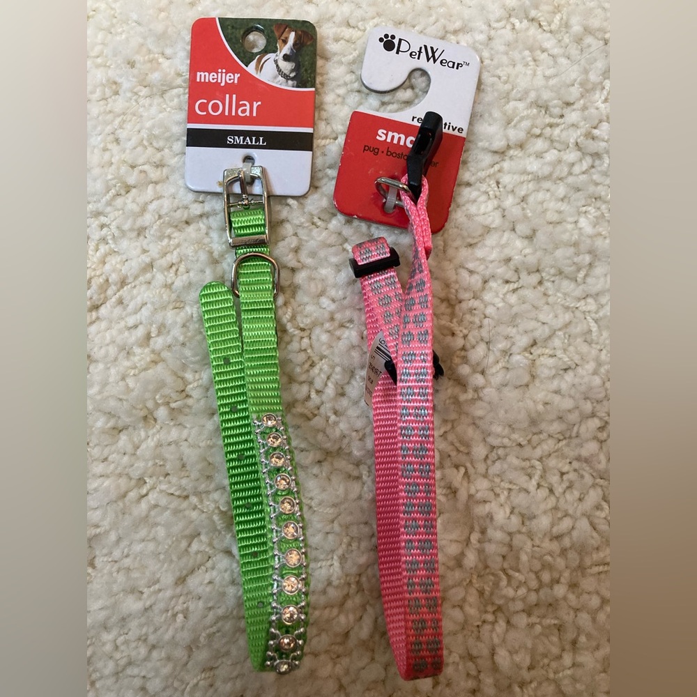 NWT 2 DOG COLLARS RHINESTONE BLING GREEN PAW PRINT PINK